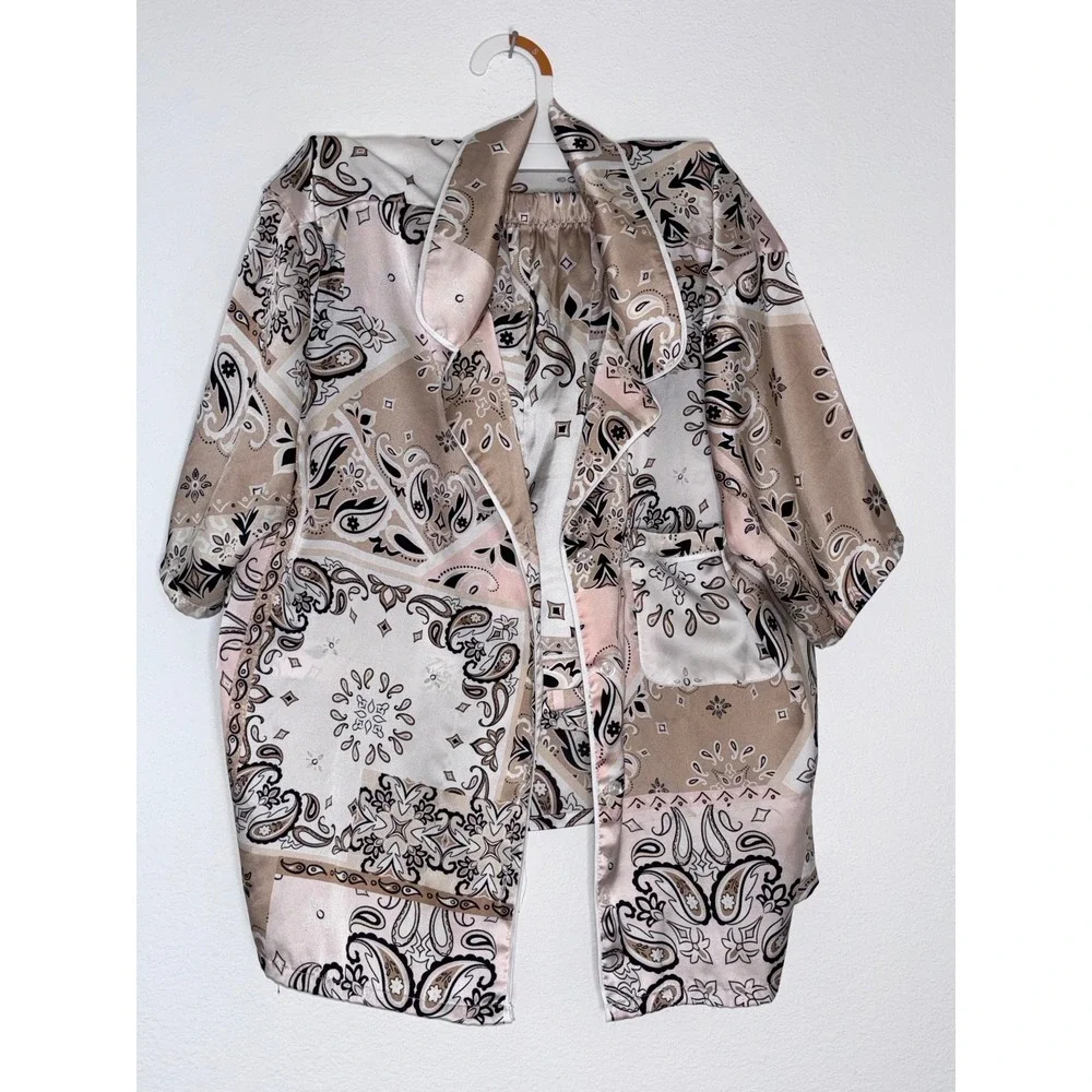 Como Sleep Mens Satin Pajama Set Medium Tan Pink Paisley‎ Bandana Print 2pc PJ